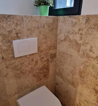 Bel & Ancien Appartement T3 Renove Dans Sartene Esterno foto